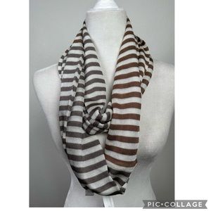 Ann Taylor Loft  Infinity Scarf   NEW with Tags Stripped